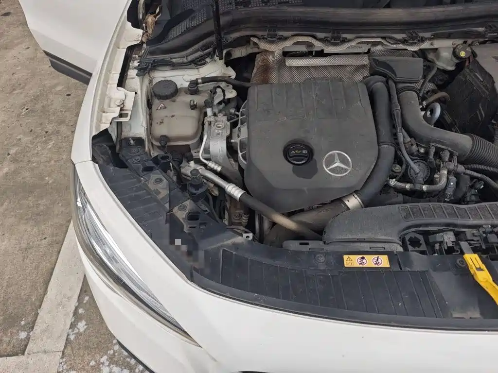 Mercedes-Benz GLA — фото 19