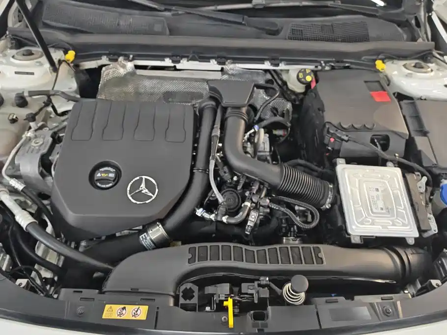 Mercedes-Benz A-Class — фото 10