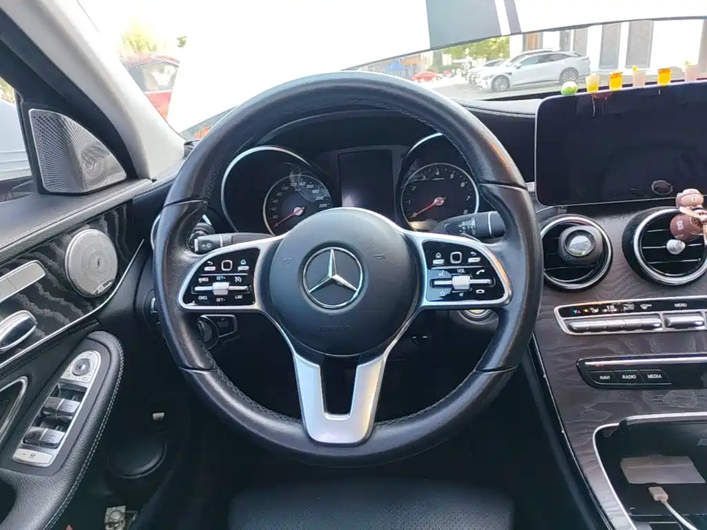 Mercedes-Benz C-Class — фото 15