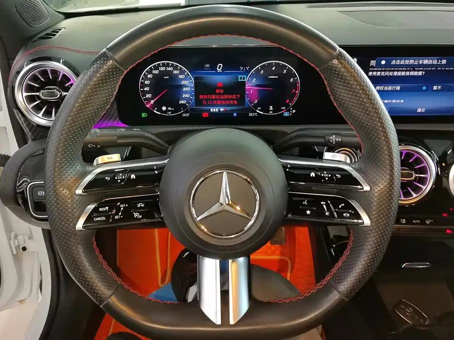 Mercedes-Benz A-Class — фото 15