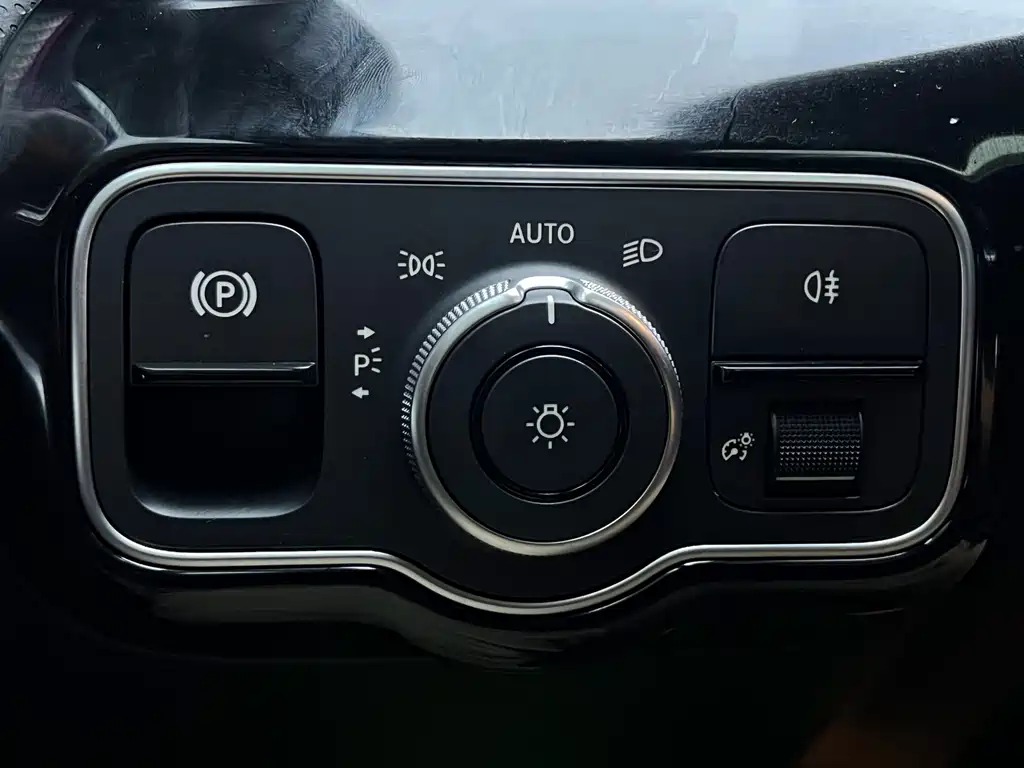Mercedes-Benz A-Class — фото 14