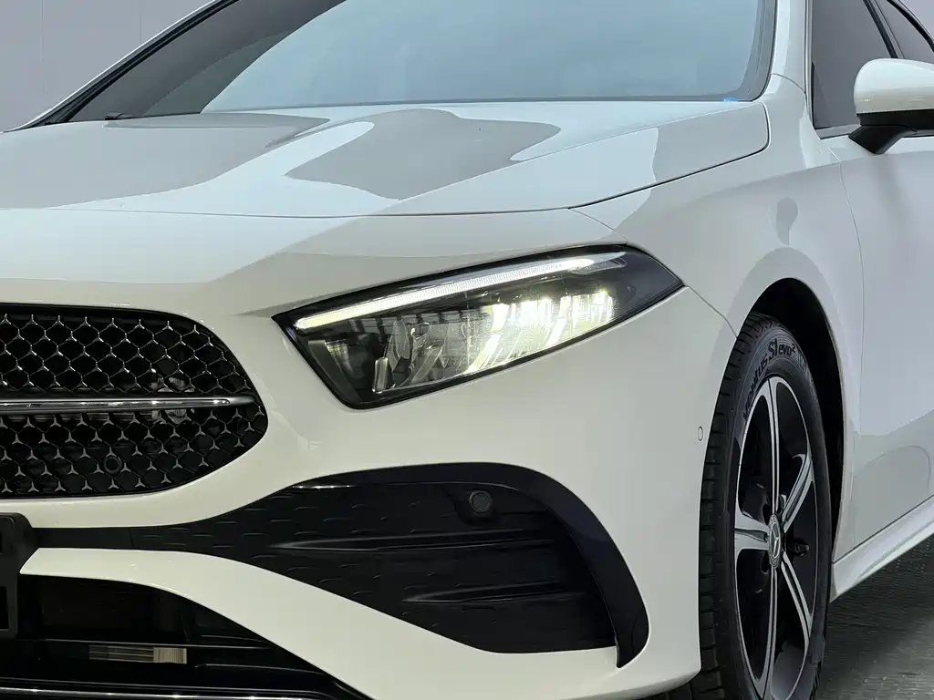 Mercedes-Benz A-Class — фото 4