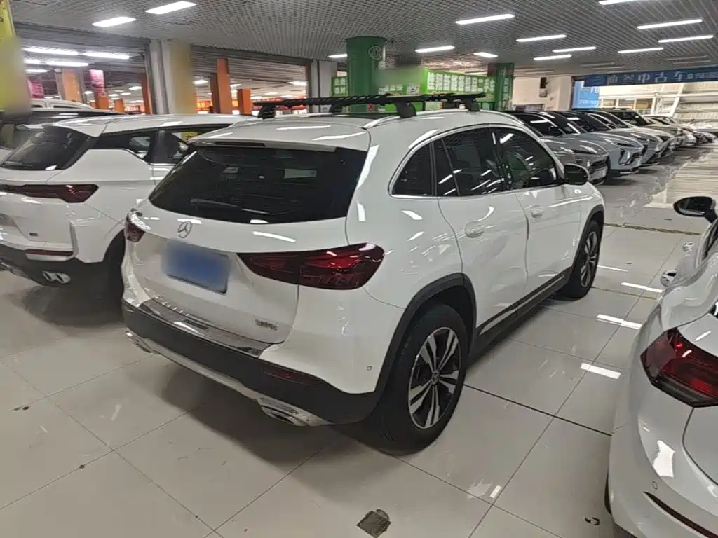 Mercedes-Benz GLA — фото 7