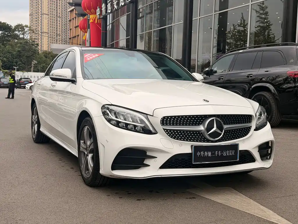 Mercedes-Benz C-Class — фото 2