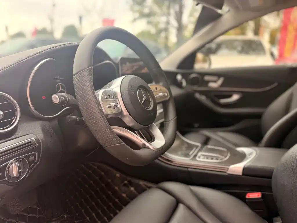 Mercedes-Benz C-Class — фото 13