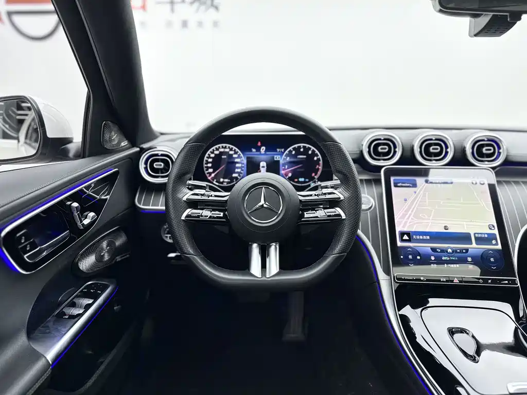Mercedes-Benz C-Class — фото 9