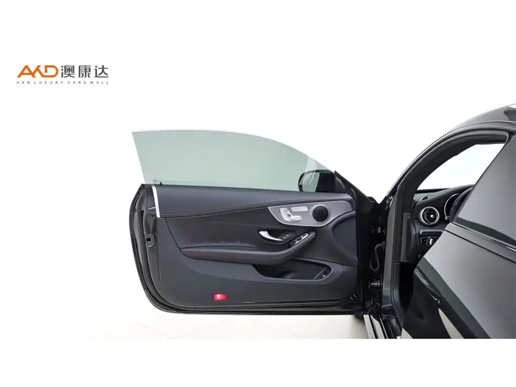 Mercedes-Benz C-Class (Import) — фото 10