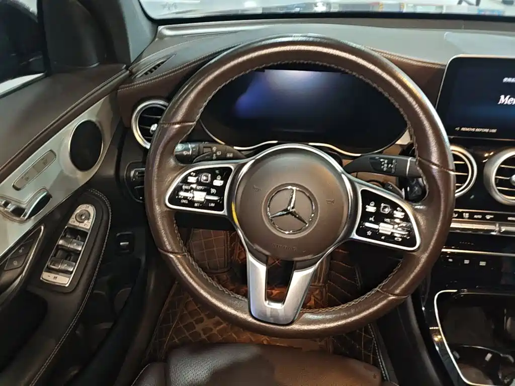 Mercedes-Benz GLC — фото 11