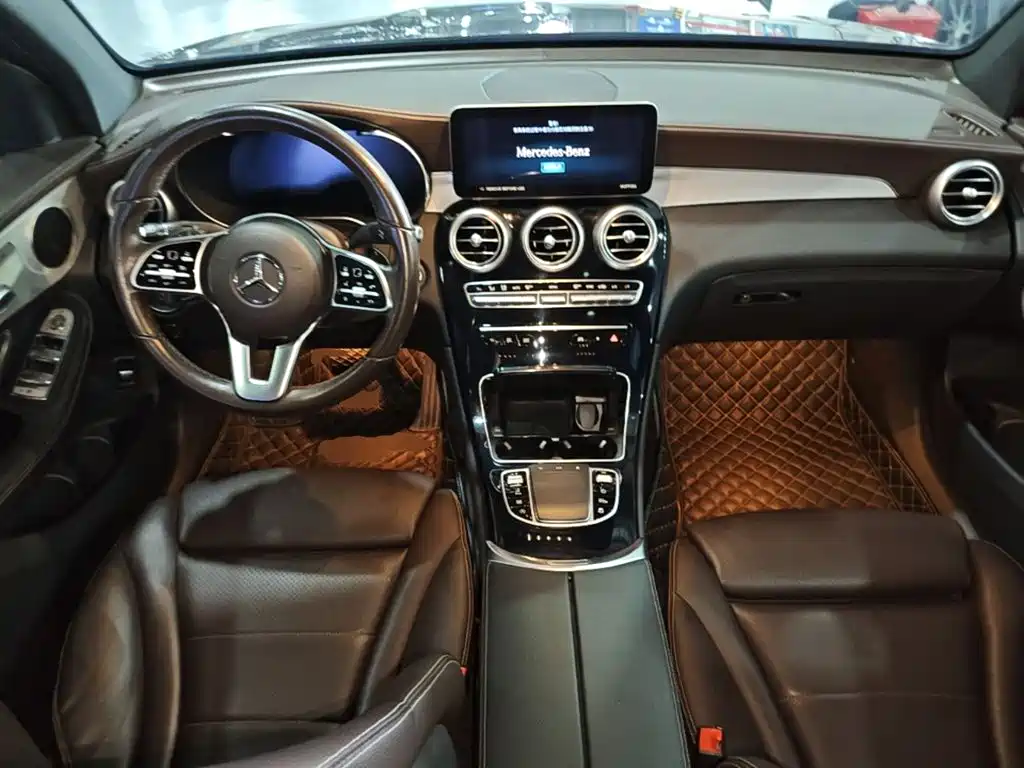 Mercedes-Benz GLC — фото 10