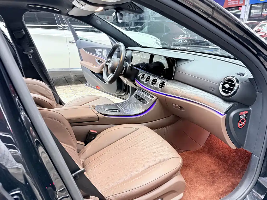 Mercedes-Benz E-Class (Import) — фото 22