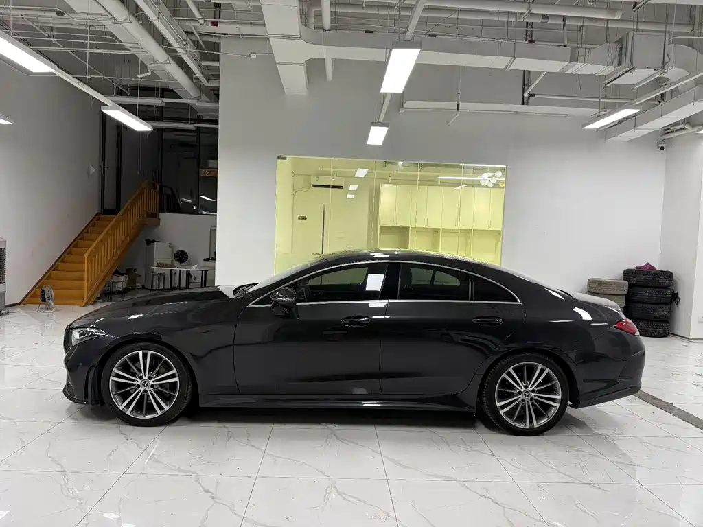 Mercedes-Benz CLS — фото 3