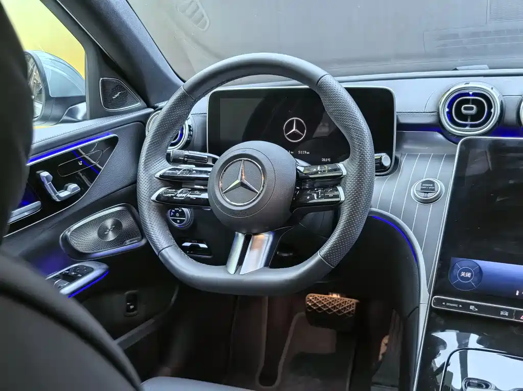 Mercedes-Benz C-Class — фото 14