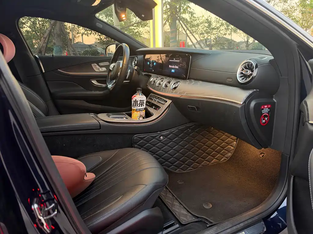 Mercedes-Benz CLS — фото 4