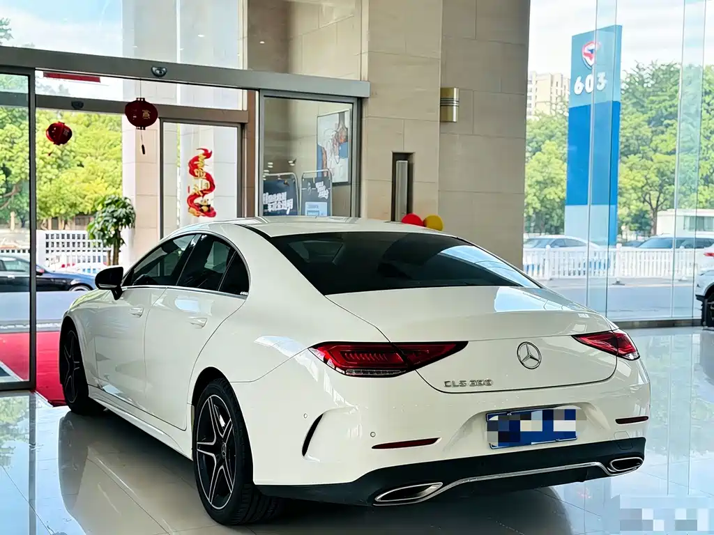 Mercedes-Benz CLS — фото 7