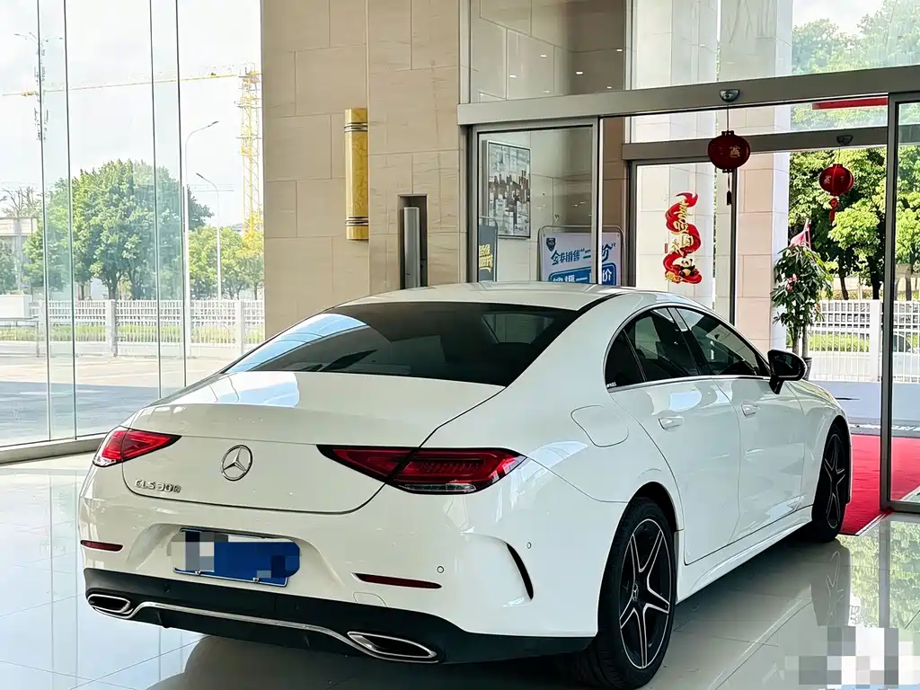 Mercedes-Benz CLS — фото 9