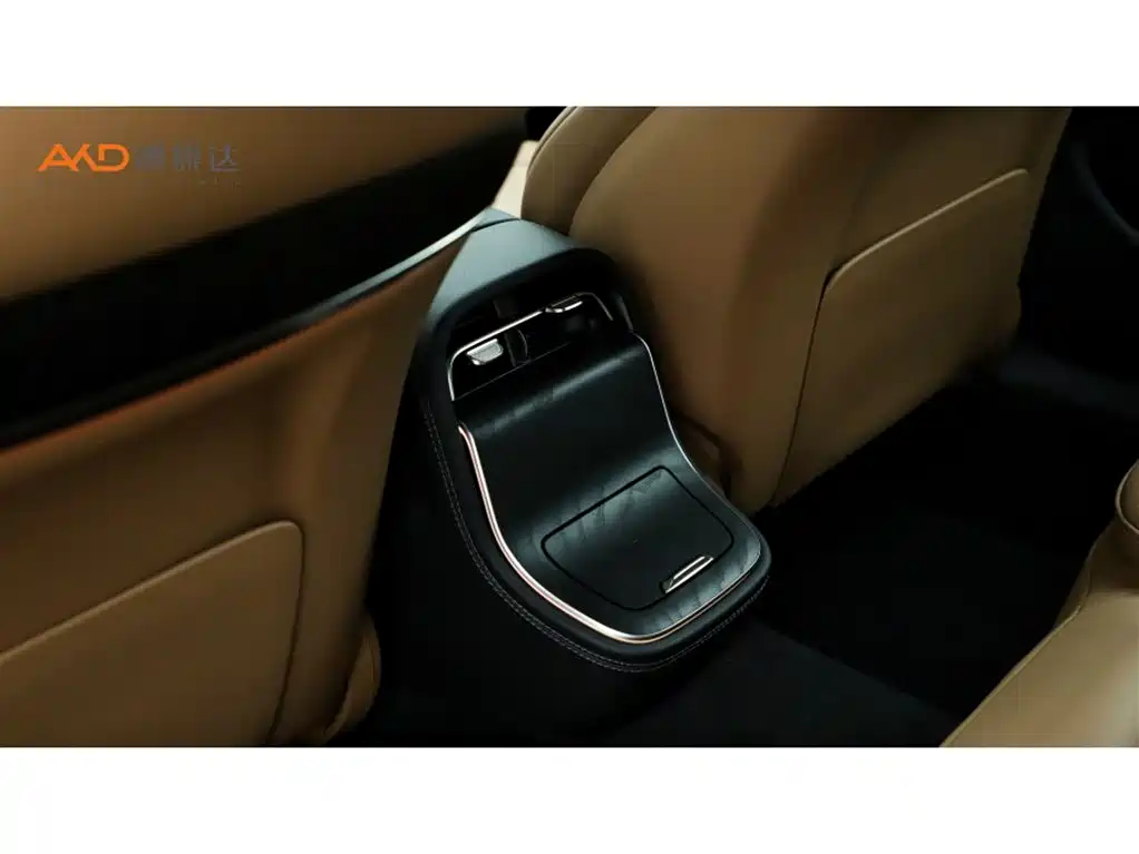 Mercedes-Benz E-Class (Import) — фото 9