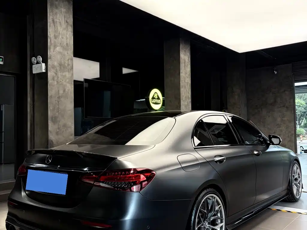 Mercedes-Benz E-Class AMG — фото 3