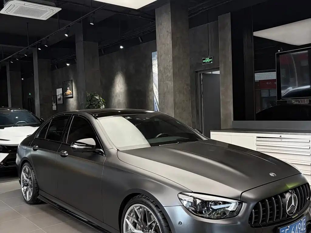 Mercedes-Benz E-Class AMG — фото 9