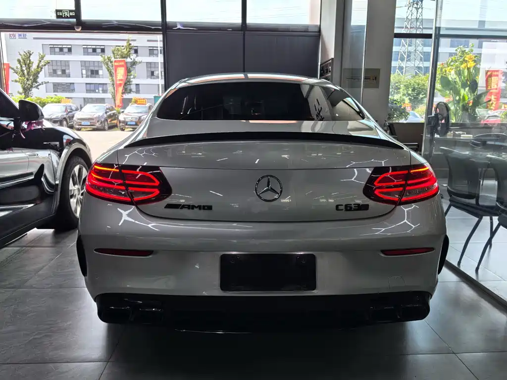 Mercedes-Benz C-Class AMG — фото 6