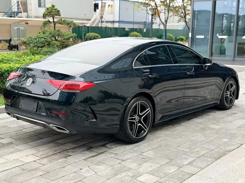 Mercedes-Benz CLS — фото 3