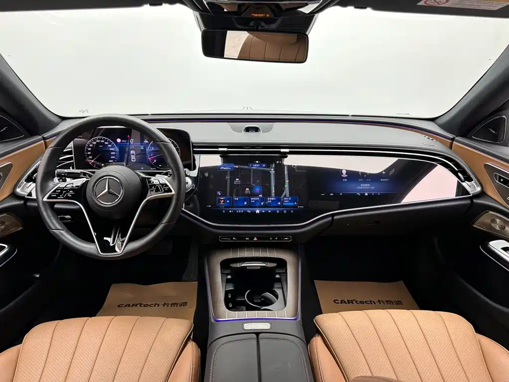 Mercedes-Benz E-Class — фото 10