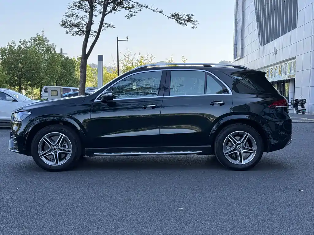 Mercedes-Benz GLE (Import) — фото 6