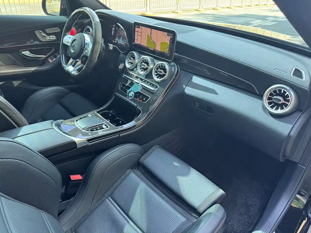 Mercedes-Benz C-Class AMG — фото 14