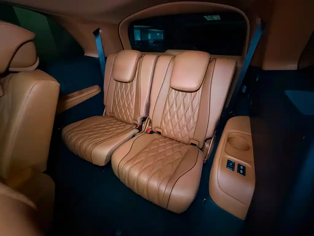 Mercedes-Benz GLS — фото 11