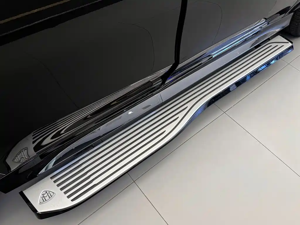 Mercedes-Benz GLS — фото 14