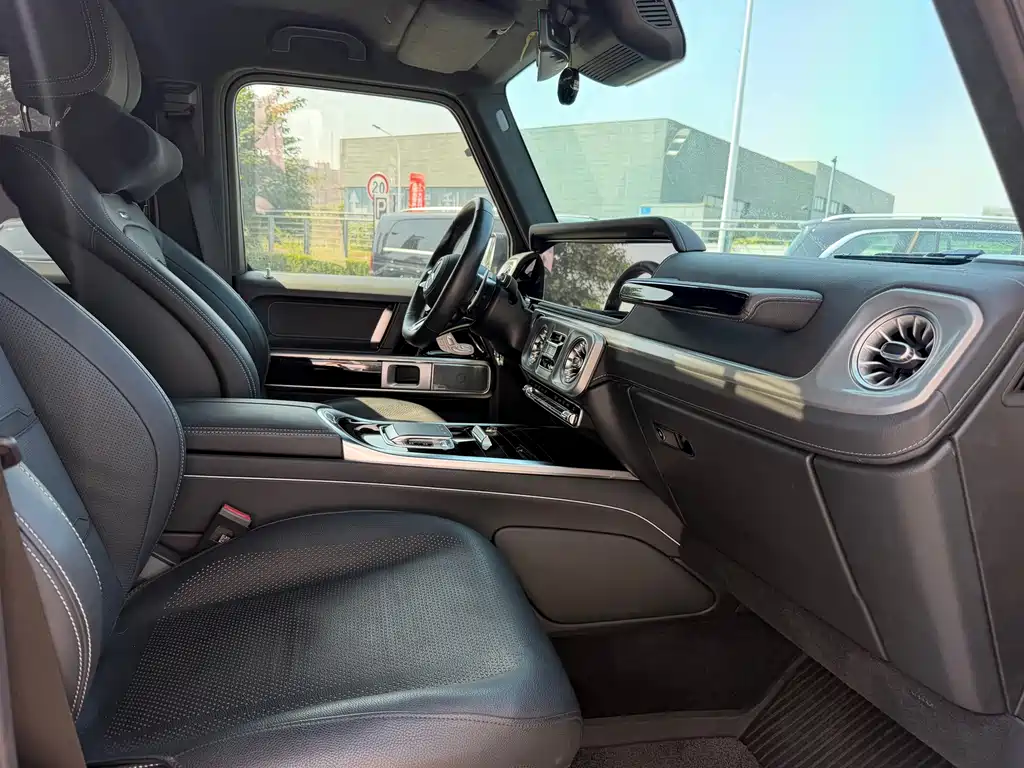 Mercedes-Benz G-Class AMG — фото 11