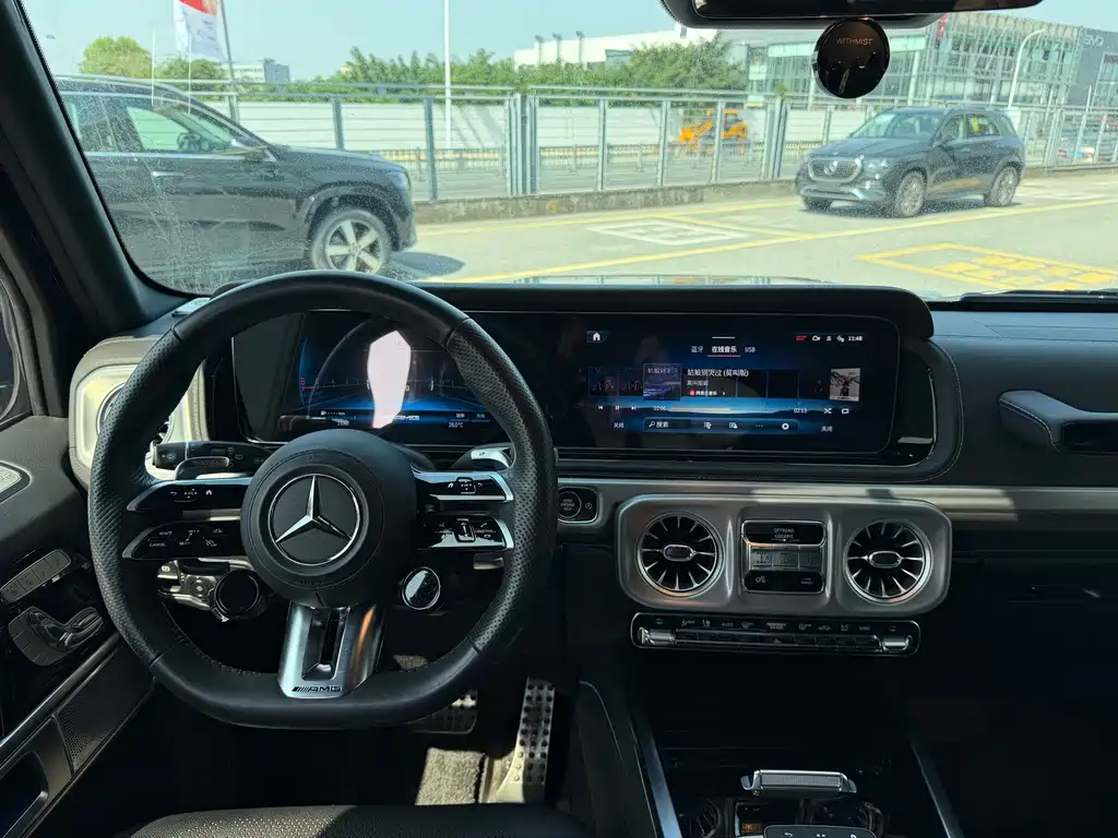 Mercedes-Benz G-Class AMG — фото 15