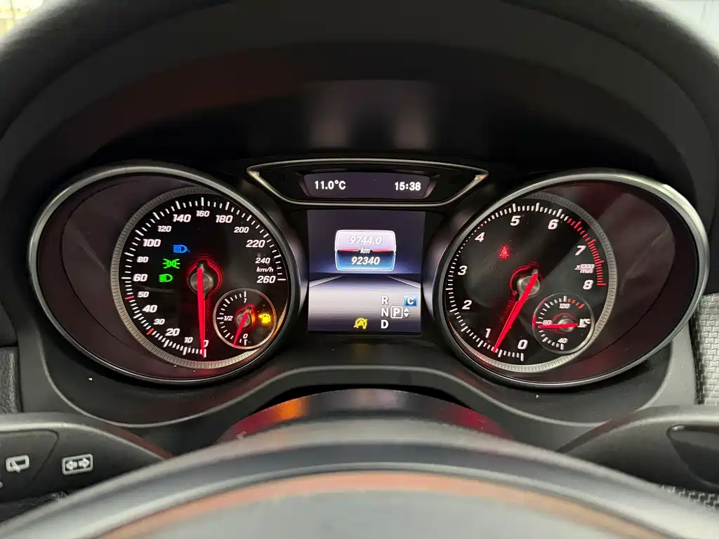 Mercedes-Benz GLA — фото 14