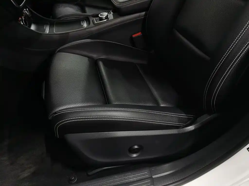 Mercedes-Benz GLA — фото 20