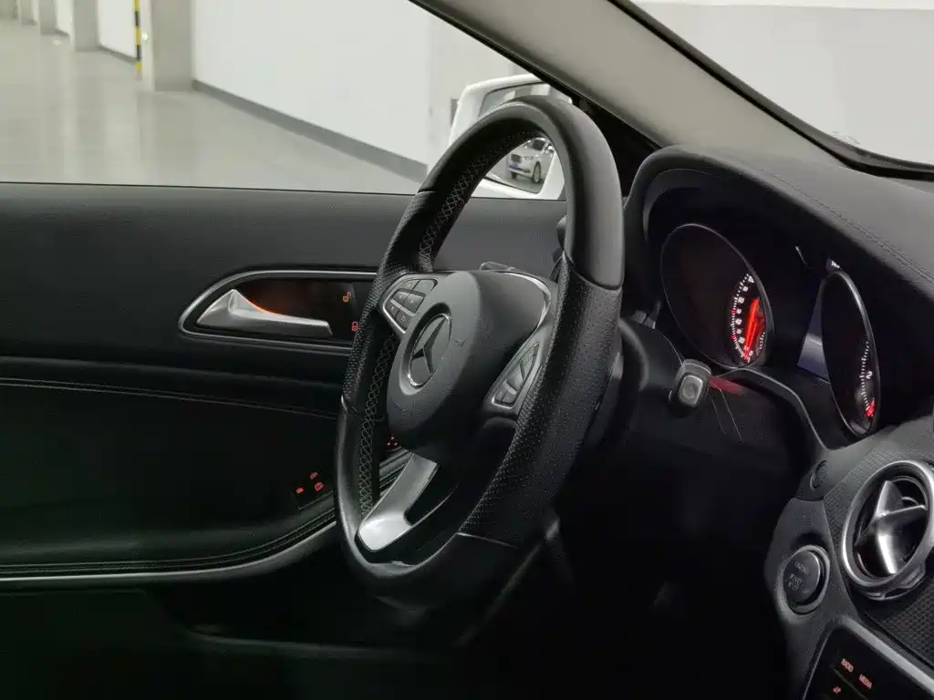 Mercedes-Benz GLA — фото 22