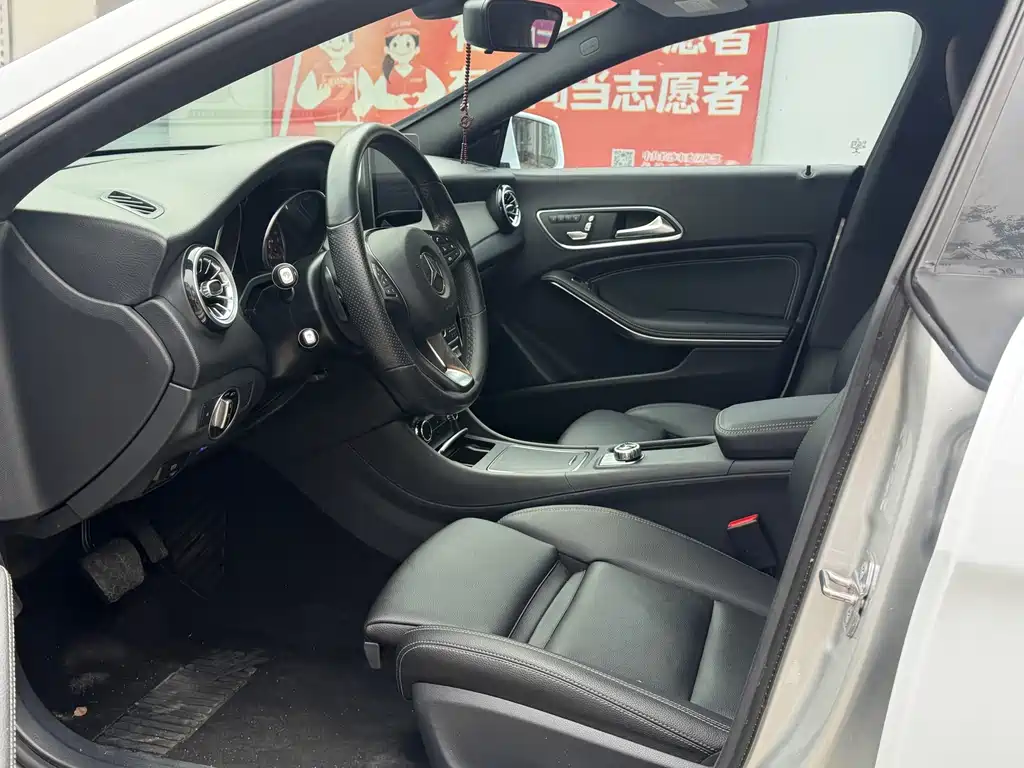 Mercedes-Benz CLA (Import) — фото 7