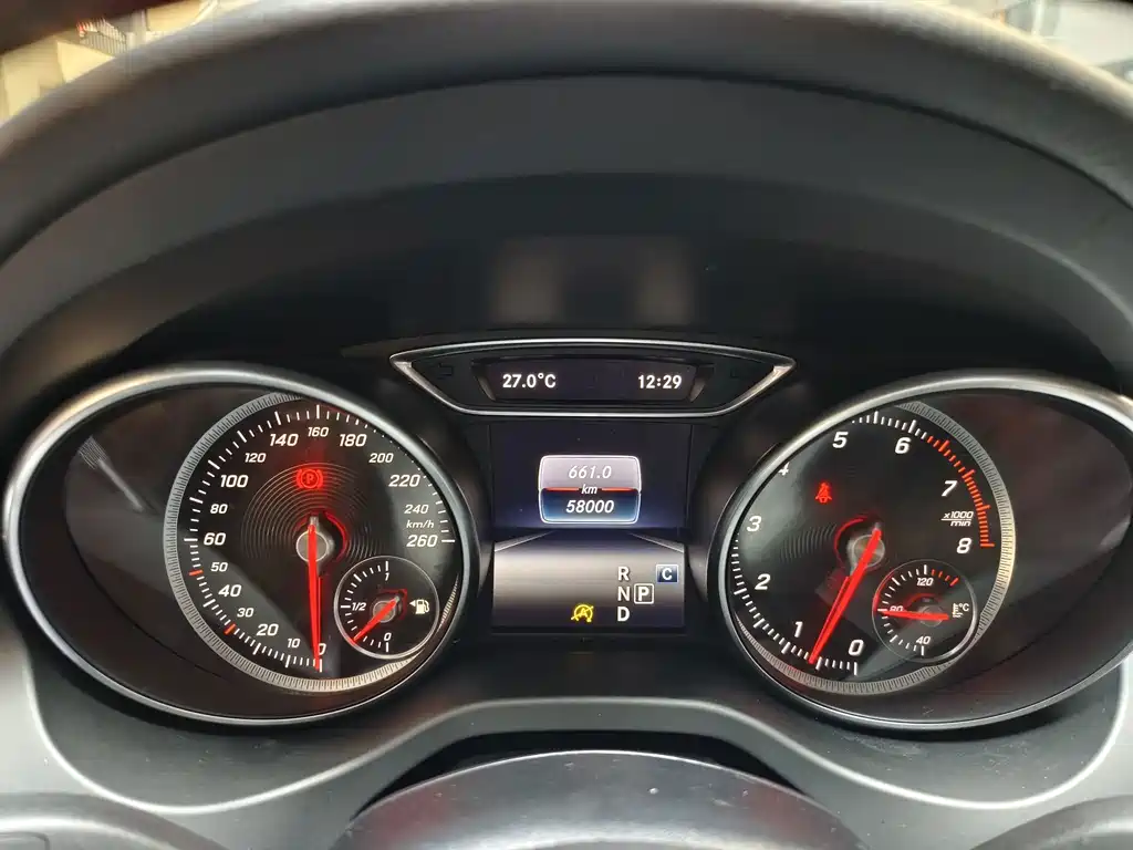 Mercedes-Benz CLA (Import) — фото 13