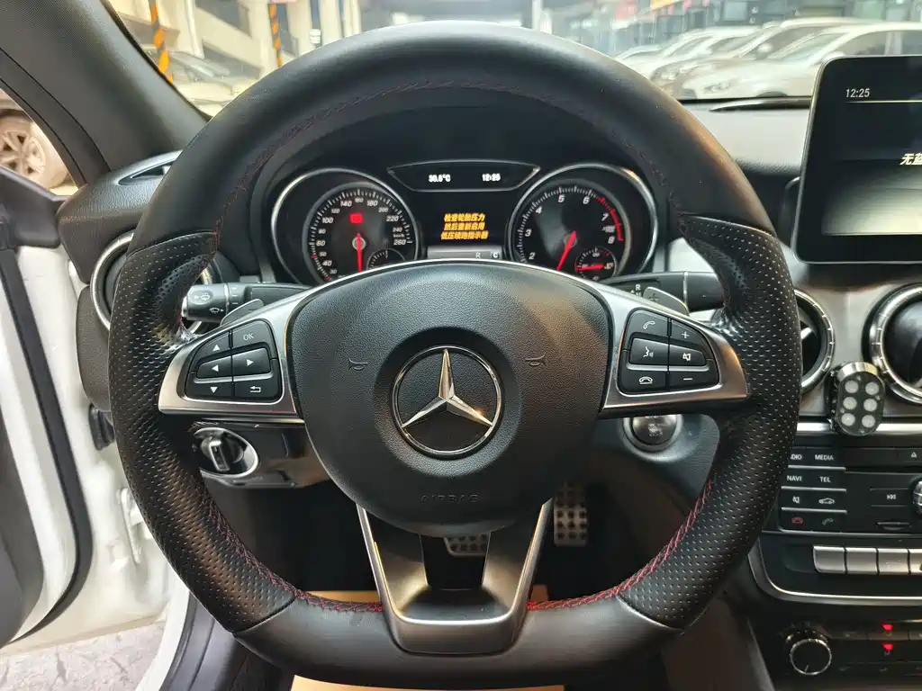 Mercedes-Benz CLA (Import) — фото 6