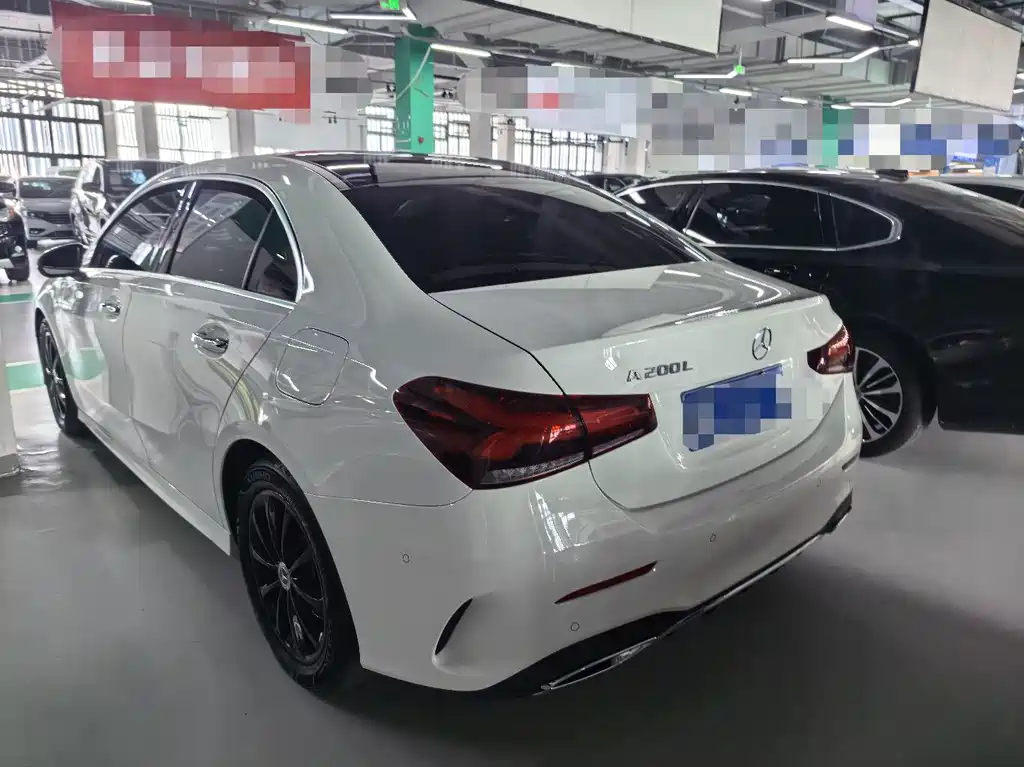 Mercedes-Benz A-Class — фото 8