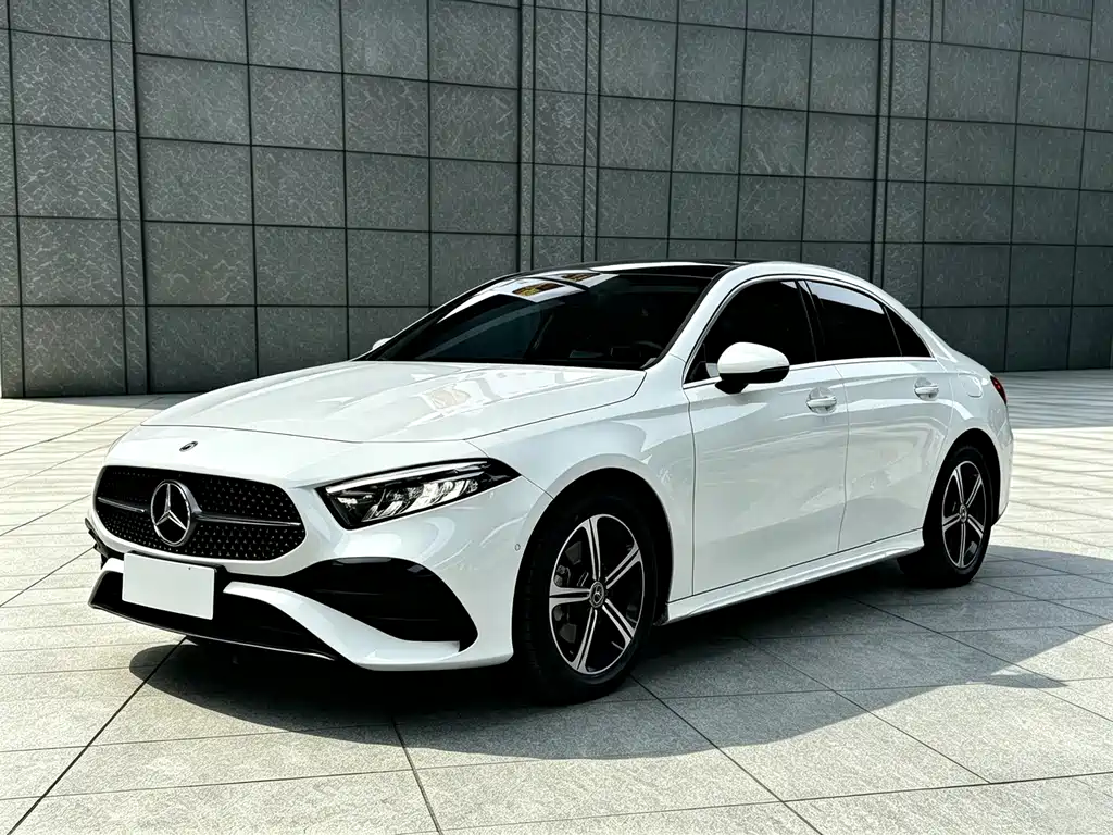 Mercedes-Benz A-Class — фото 2