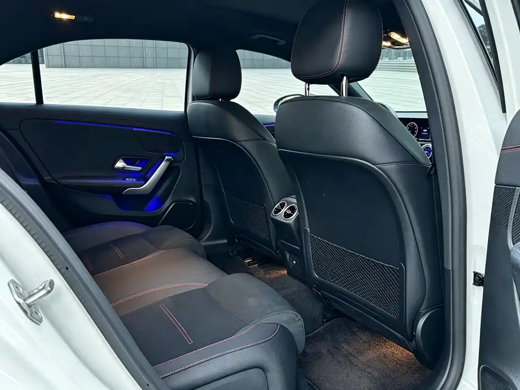 Mercedes-Benz A-Class — фото 13