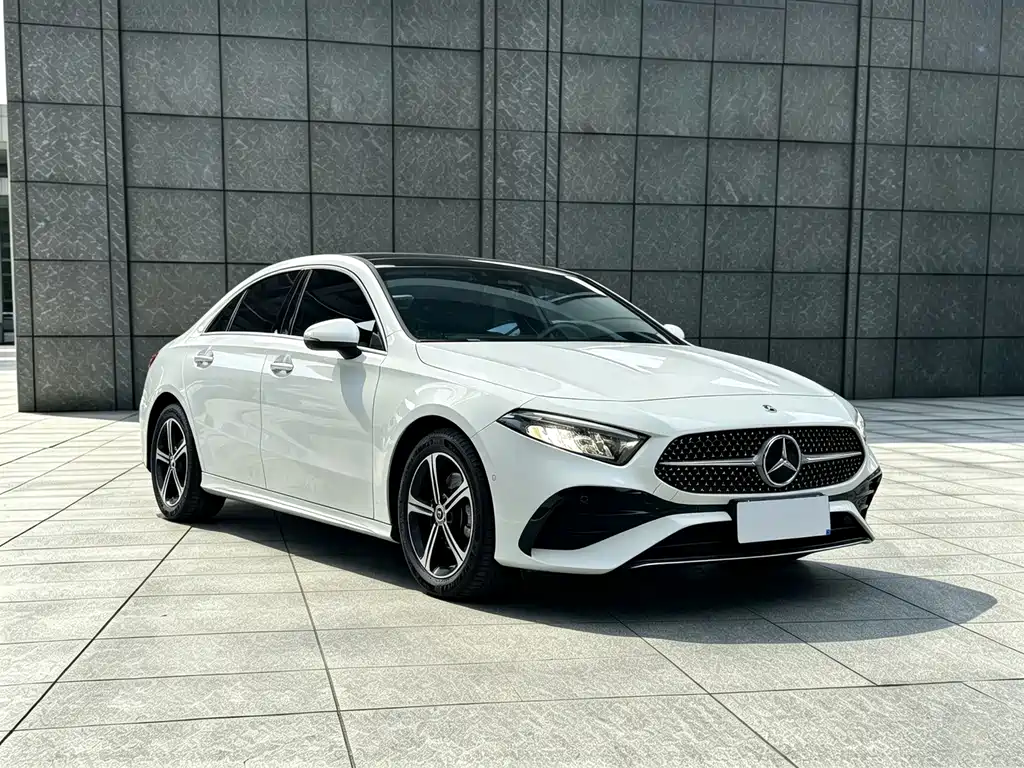 Mercedes-Benz A-Class — фото 4