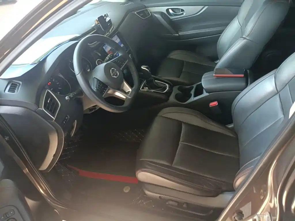 Nissan Qashqai — фото 15