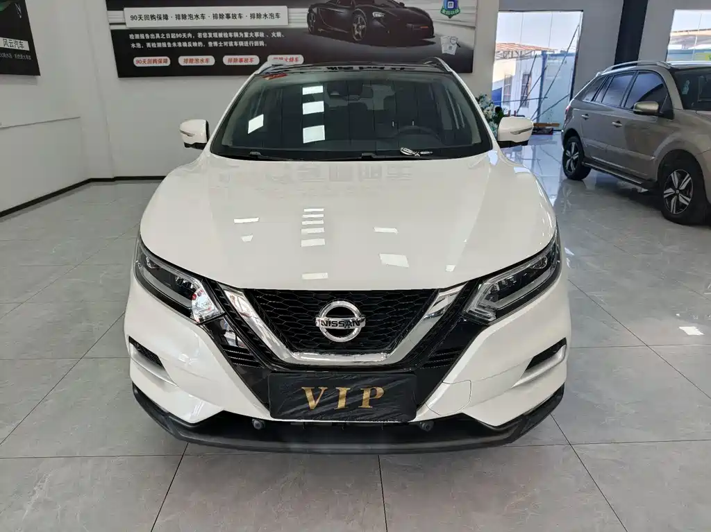 Nissan Qashqai — фото 2