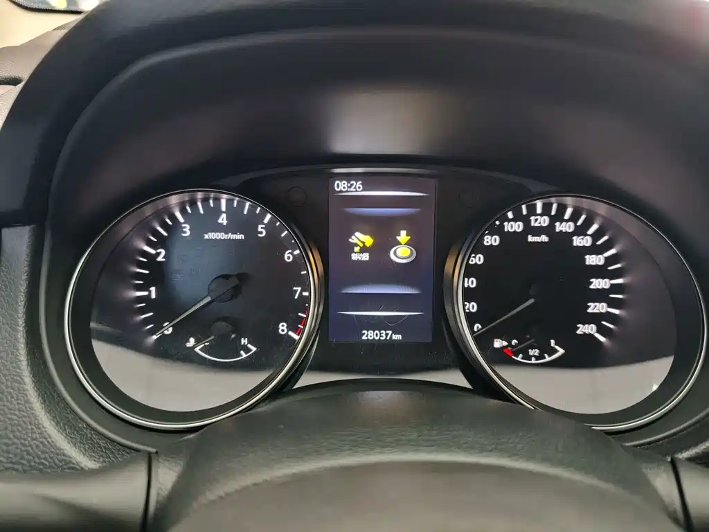 Nissan Qashqai — фото 15