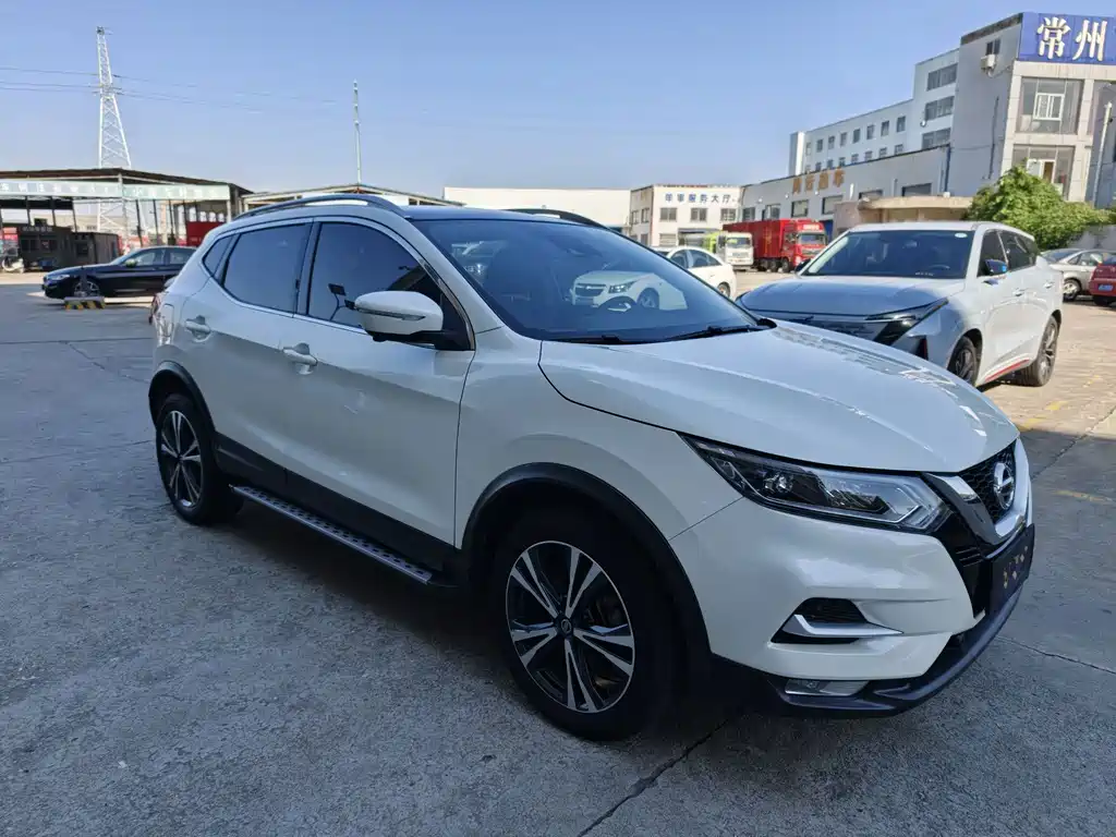 Nissan Qashqai — фото 21