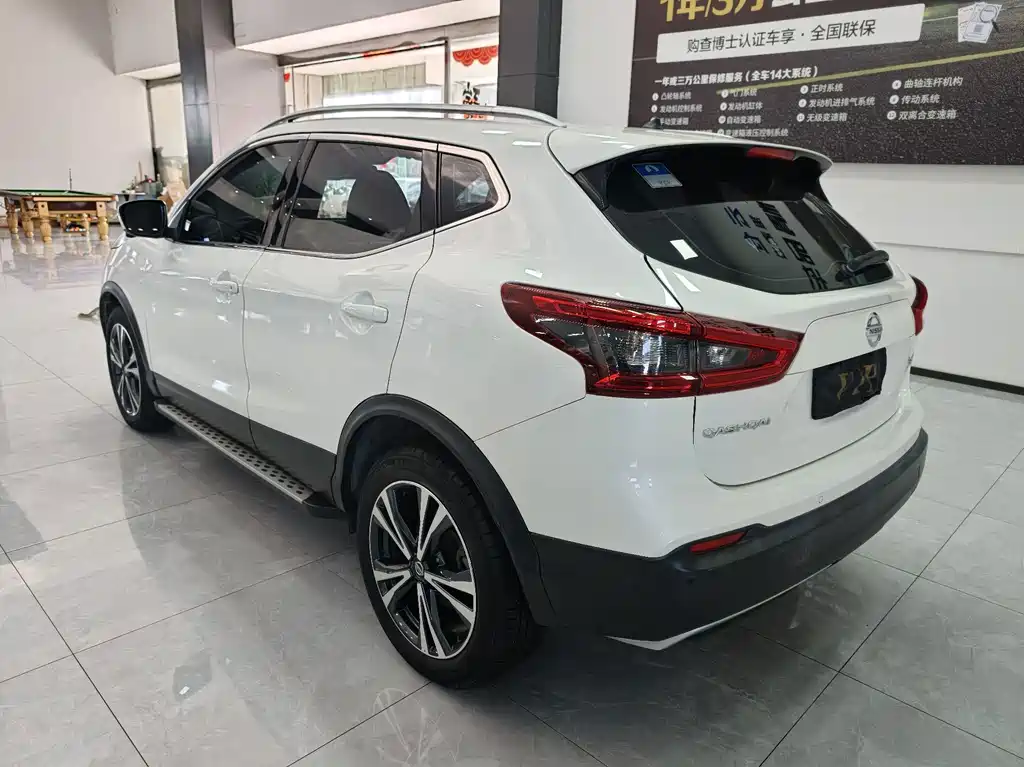 Nissan Qashqai — фото 6