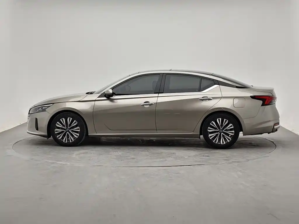 Nissan Teana — фото 5