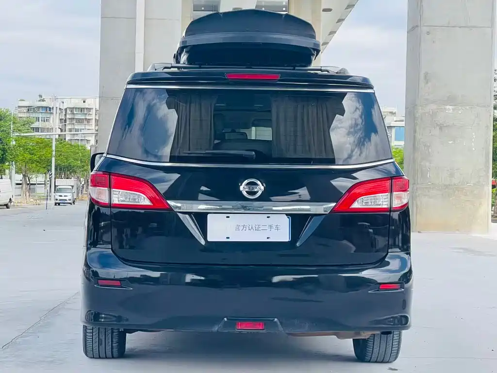 Nissan Quest — фото 4