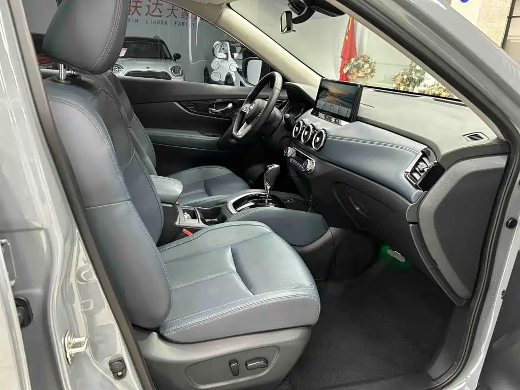 Nissan X-Trail — фото 19