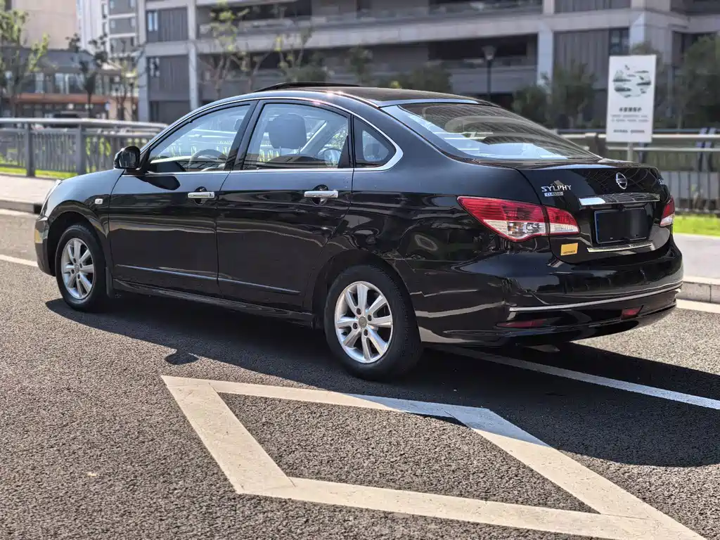 Nissan Sylphy — фото 5
